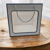 Bag Gift Silhouette White  (25x25x25cmH)