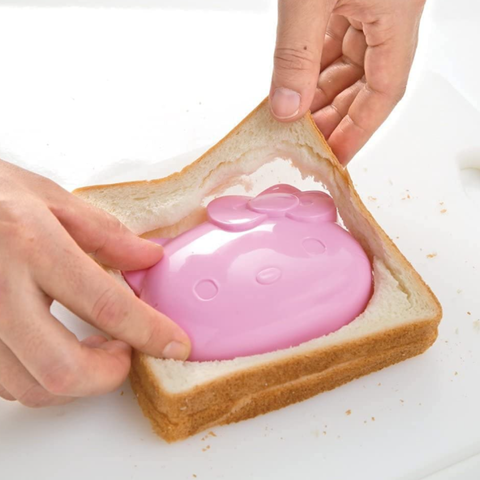 Sandwich Cutter - Hello Kitty