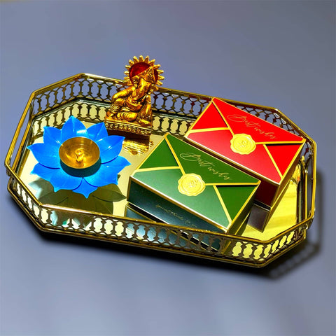 Golden Glow Mirror Hamper