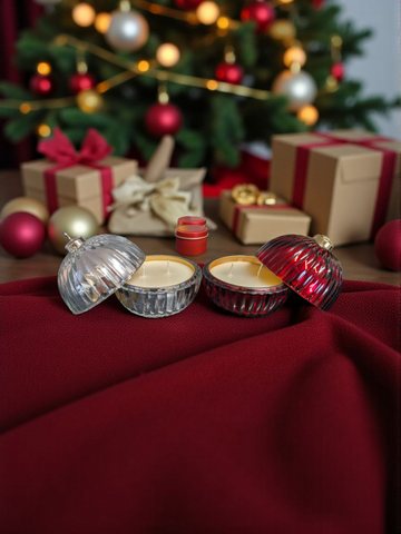 Handpoured Christmas Bauble Candle- Christmas tree scent Red or Silver